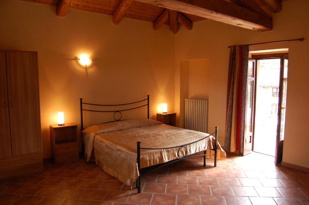 Agriturismo 'D Raine Montelupo Albese Zimmer foto